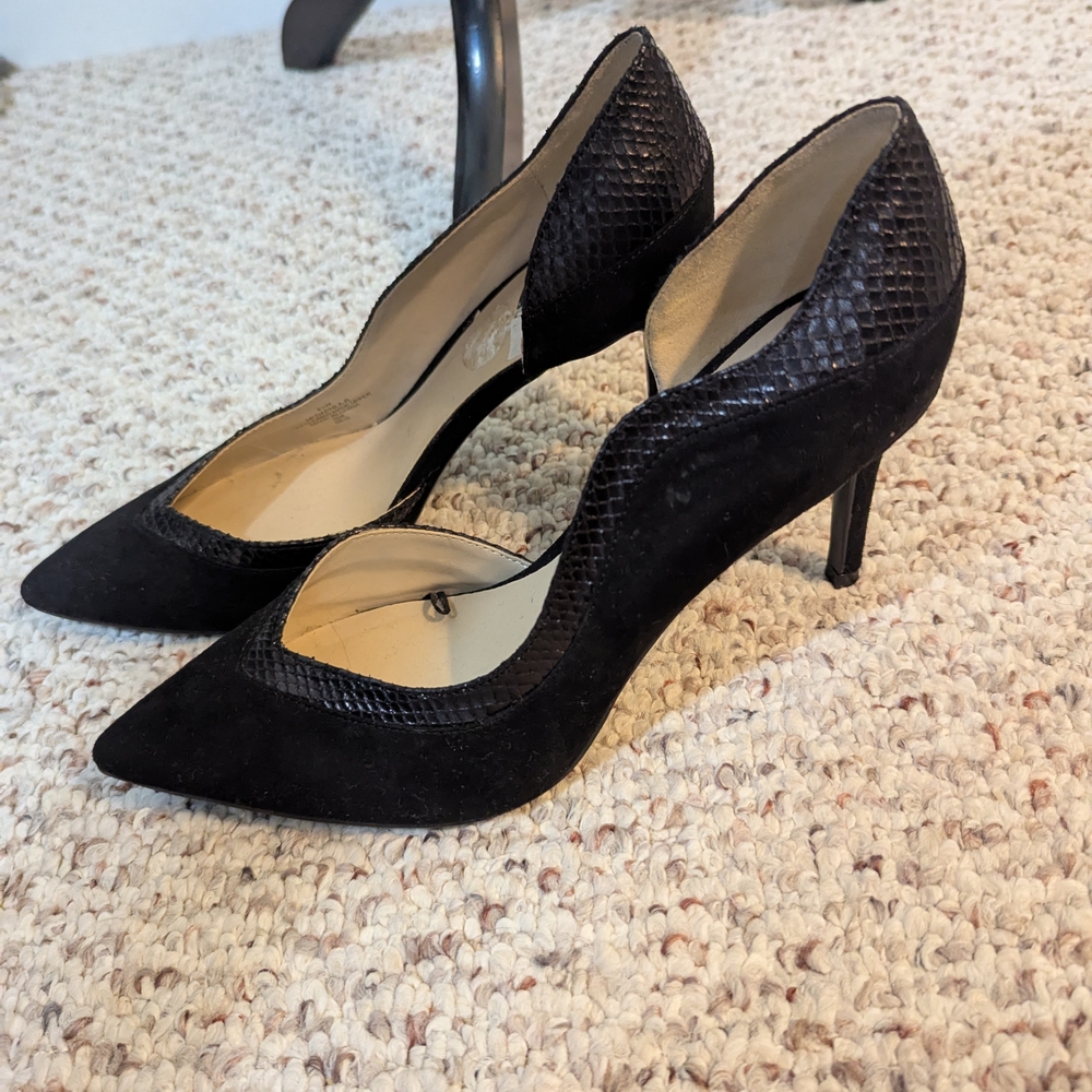 Marc Jacobs Black Stiletto Heels Timeless Elegance